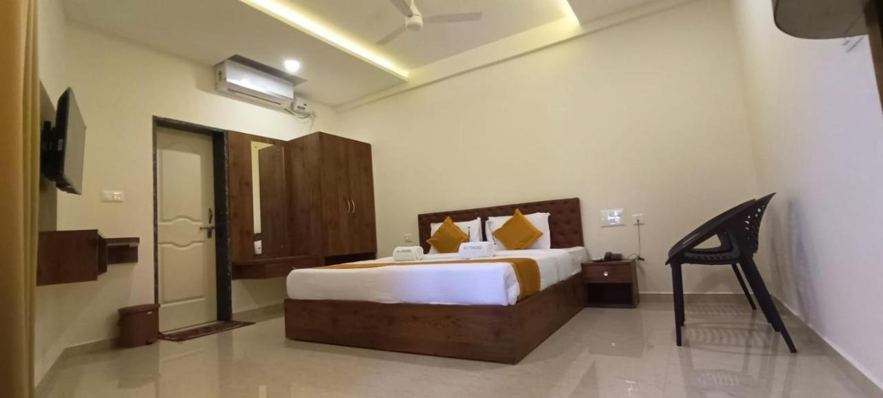 Hotel Rajdhani Mangalore Exterior photo